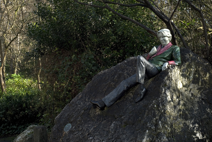 Statue of Oscar Wilde 3 Merrion Square